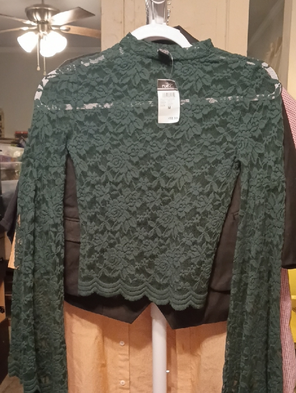 Rue21 Dark Green Floral Lace Long Sleeve Crop Top